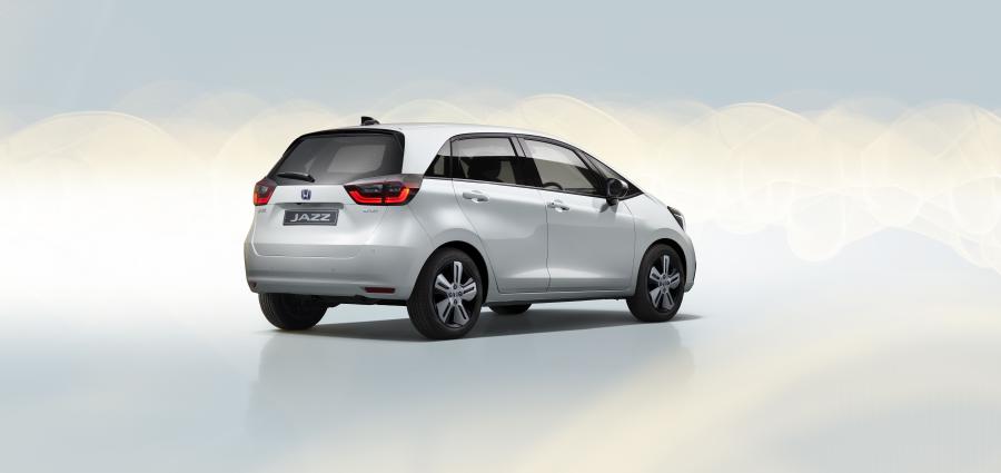  Honda Jazz e:HEV 2020 года  (EU) (фото 2 из 44)